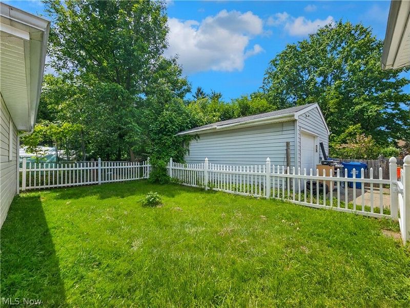 294 Plymouth Road, Eastlake, OH 44095 Photo 19