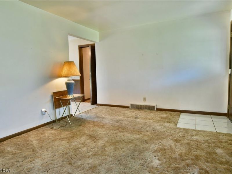 179 E Circle view Drive, New Middletown, OH 44442 Photo 14