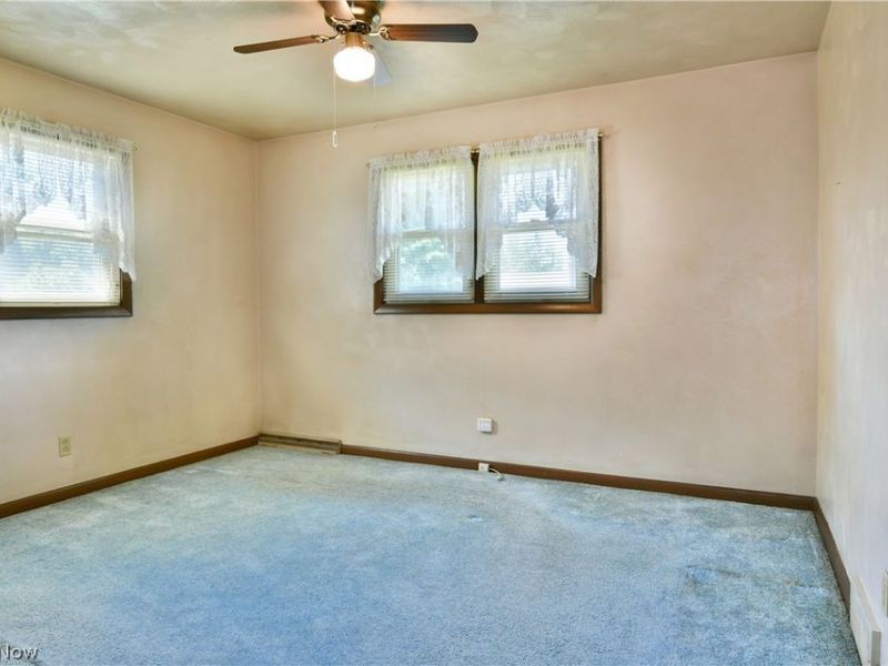 179 E Circle view Drive, New Middletown, OH 44442 Photo 17