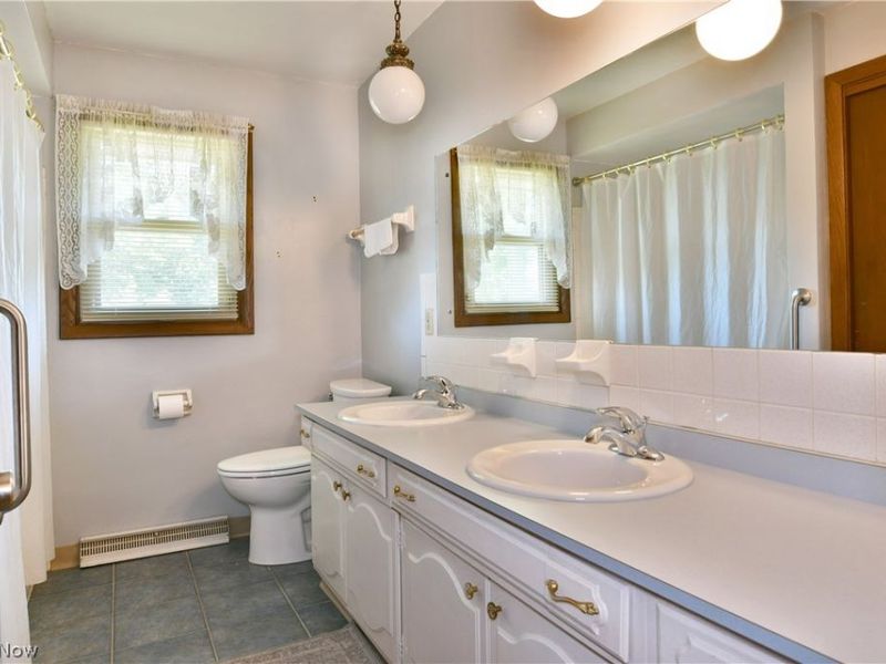 179 E Circle view Drive, New Middletown, OH 44442 Photo 26