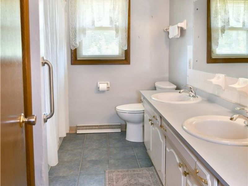 179 E Circle view Drive, New Middletown, OH 44442 Photo 28
