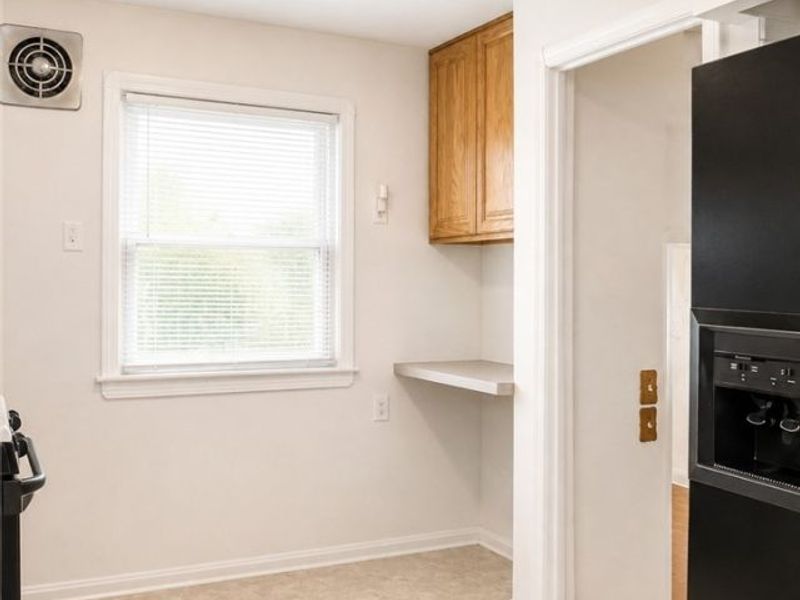 4111 Torrington Avenue, Parma, OH 44134 Photo 10