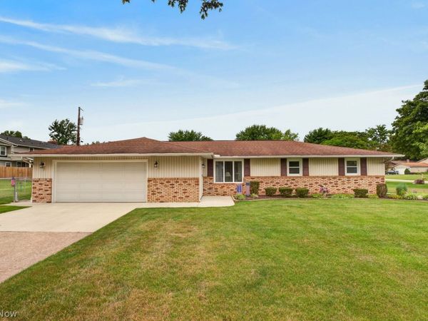 6570 Allandale Drive, Amherst, OH 44001