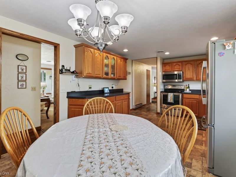 6570 Allandale Drive, Amherst, OH 44001 Photo 11