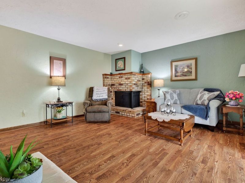 6570 Allandale Drive, Amherst, OH 44001 Photo 17