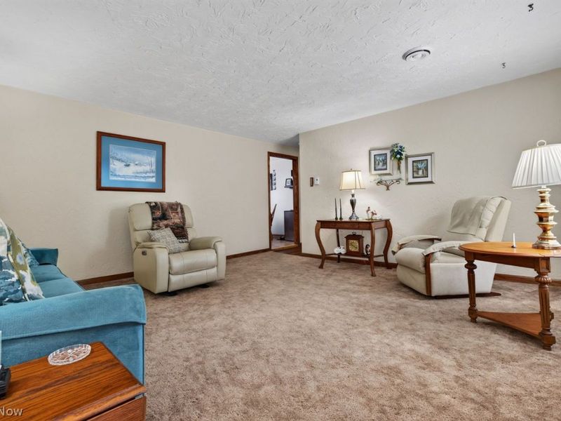 6570 Allandale Drive, Amherst, OH 44001 Photo 5
