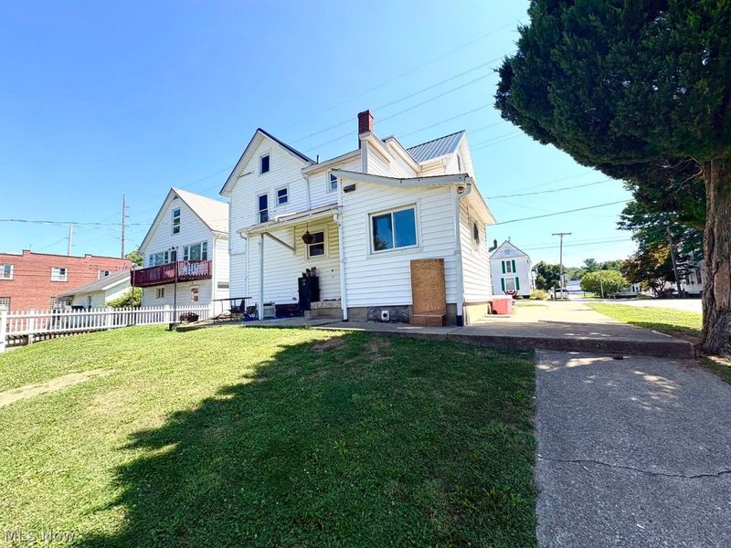 32 S High Street, Jeromesville, OH 44840 Photo 5