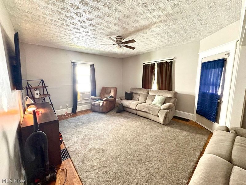 32 S High Street, Jeromesville, OH 44840 Photo 7