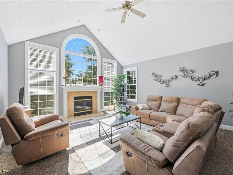 4658 Danforth Reserve, Stow, OH 44224 Photo 6