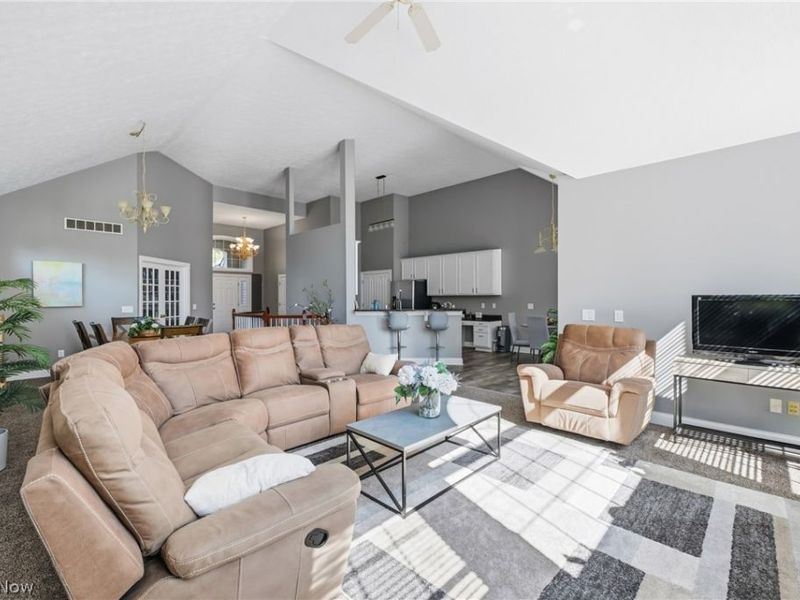 4658 Danforth Reserve, Stow, OH 44224 Photo 7