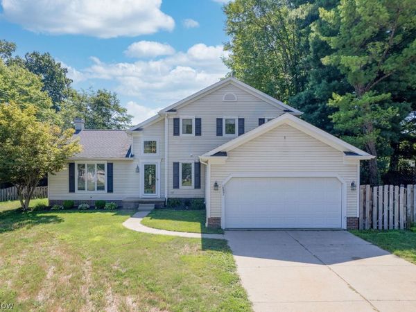 10431 Oviatt Lane, Twinsburg, OH 44087