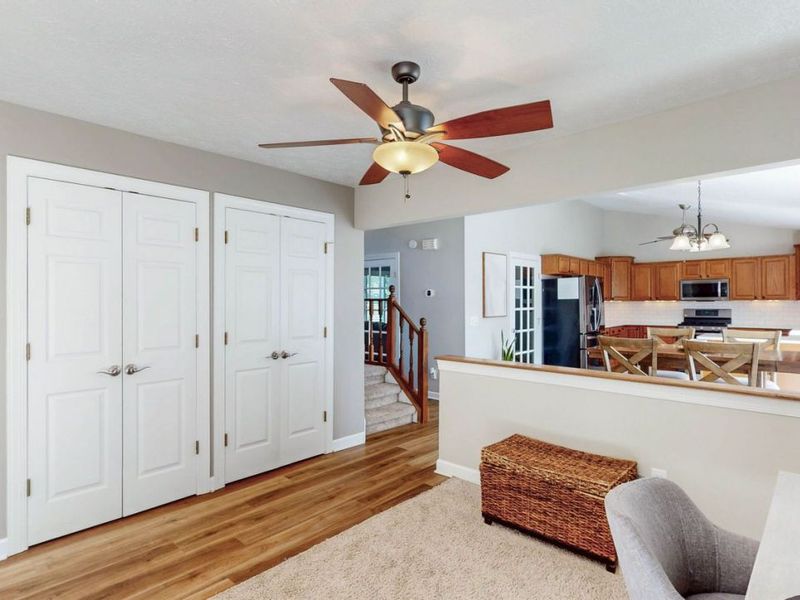 10431 Oviatt Lane, Twinsburg, OH 44087 Photo 3