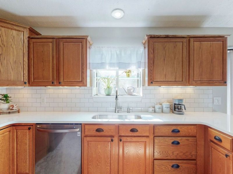 10431 Oviatt Lane, Twinsburg, OH 44087 Photo 8