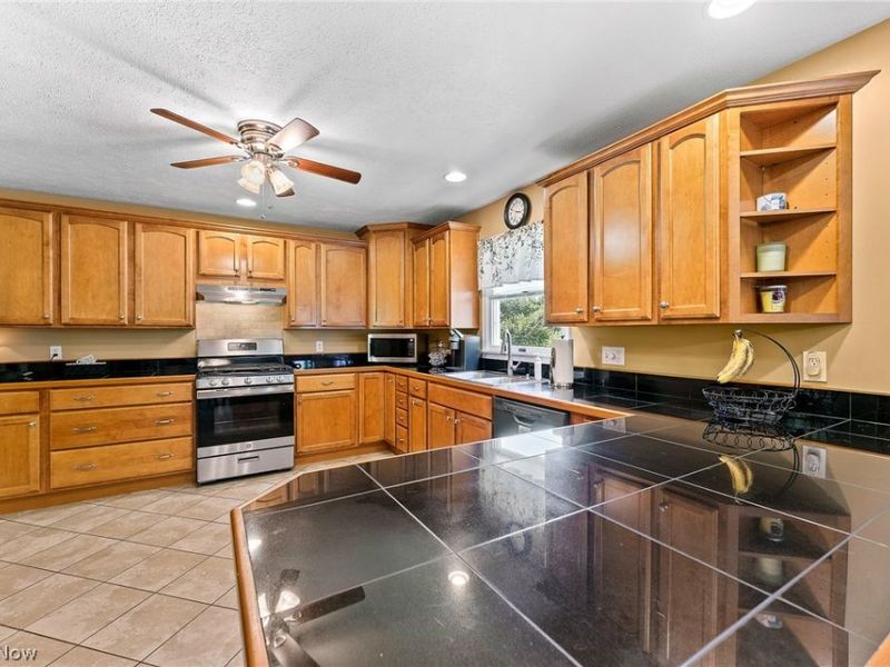 3755 Lyntz Townline Road SW, Lordstown, OH 44481 Photo 10