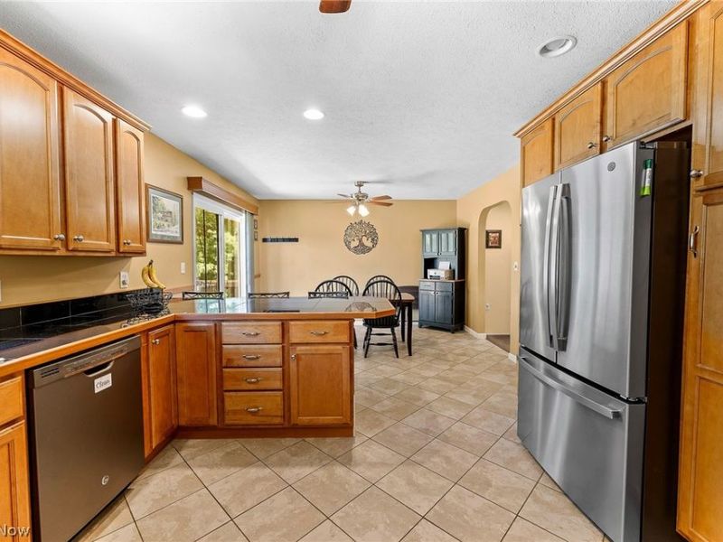 3755 Lyntz Townline Road SW, Lordstown, OH 44481 Photo 11