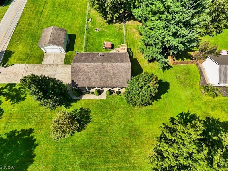 3755 Lyntz Townline Road SW, Lordstown, OH 44481 Photo 3