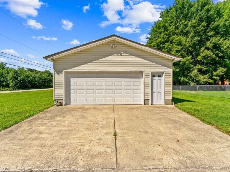 3755 Lyntz Townline Road SW, Lordstown, OH 44481 Photo 31