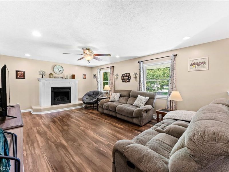 3755 Lyntz Townline Road SW, Lordstown, OH 44481 Photo 6