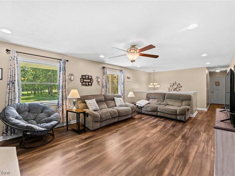 3755 Lyntz Townline Road SW, Lordstown, OH 44481 Photo 7