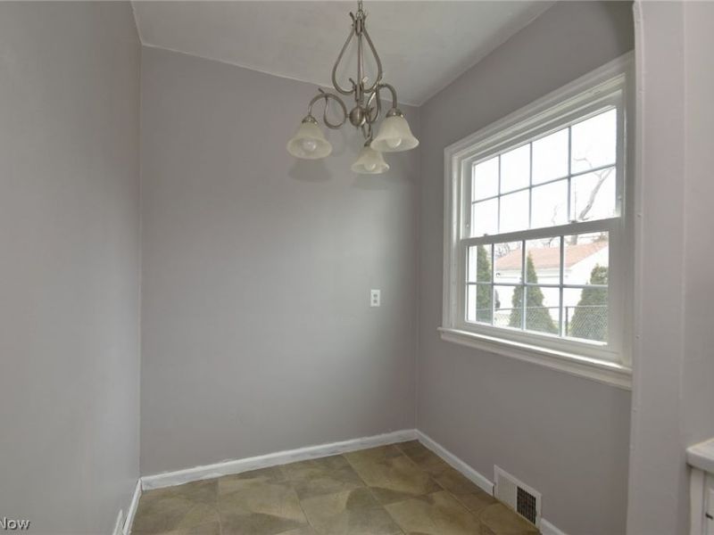 3720 Riedham Road, Shaker Heights, OH 44120 Photo 15