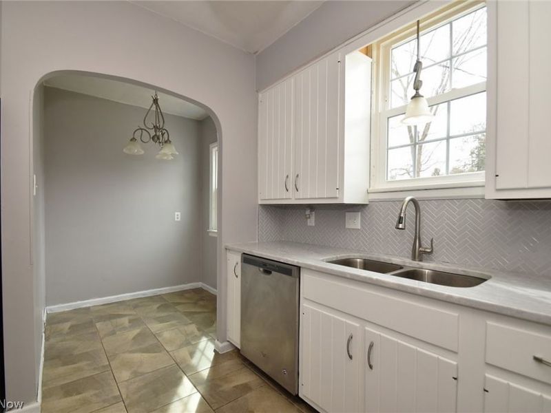 3720 Riedham Road, Shaker Heights, OH 44120 Photo 16