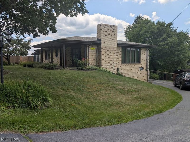 16251 John Avenue, East Liverpool, OH 43920 Photo 2