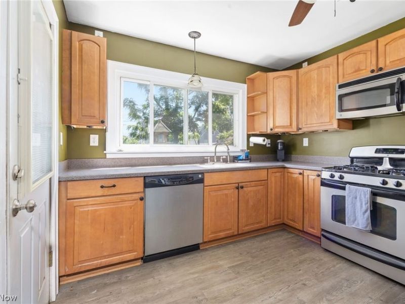 420 Cypress Avenue, Akron, OH 44301 Photo 15