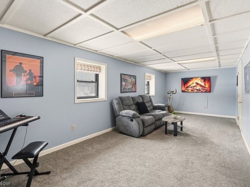 2190 Waterbury Drive, Uniontown, OH 44685 Photo 31