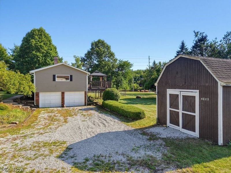 2190 Waterbury Drive, Uniontown, OH 44685 Photo 44