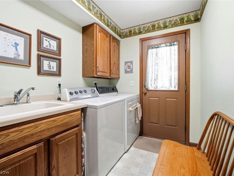 30911 Riviera Lane , Westlake, OH 44145 Photo 14