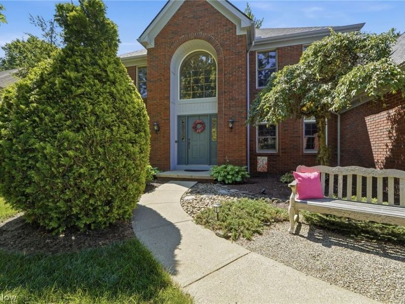 30911 Riviera Lane , Westlake, OH 44145 Photo 2