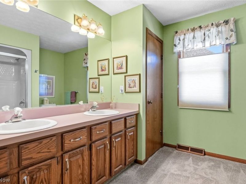 30911 Riviera Lane , Westlake, OH 44145 Photo 26
