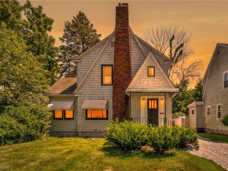 881 Valdes Avenue, Akron, OH 44320 Photo 2