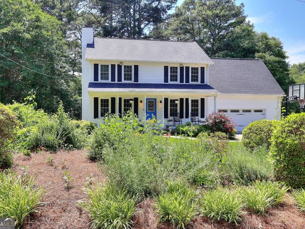1961 Shoreline Trace, Grayson, GA 30017