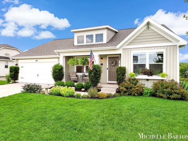 469 Seneca Ridge Drive, Middleville, MI 49333