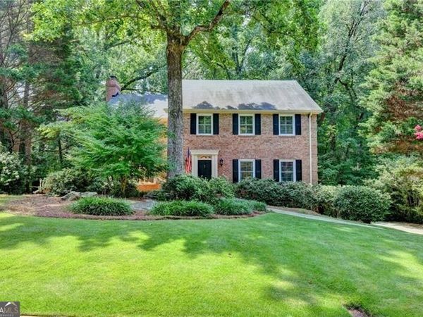 585 Cambridge Way, Sandy Springs, GA 30328