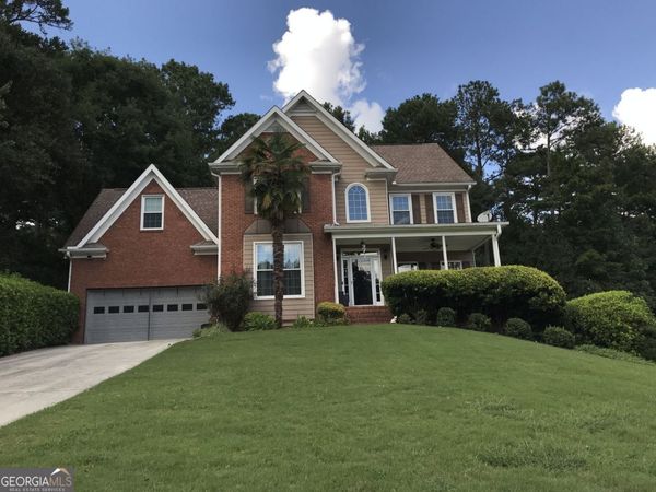 622 Shady Willow Lane, Loganville, GA 30052