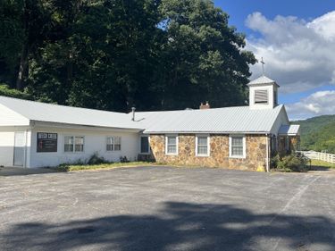 2977 Beech Creek Road, Manchester, KY 40962