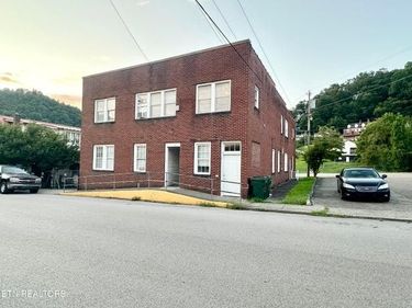 107 E Mound Street, Harlan, KY 40831