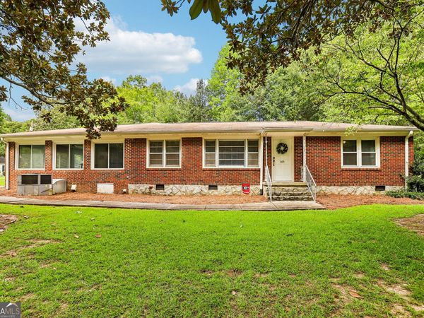 305 Oak Avenue, Carrollton, GA 30117