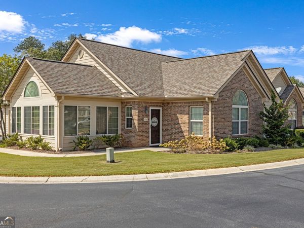 1701 Silver Summit Dr Drive SE, Conyers, GA 30094