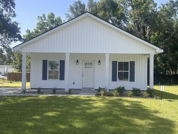 136 Priscilla Drive , Midway, GA 31320