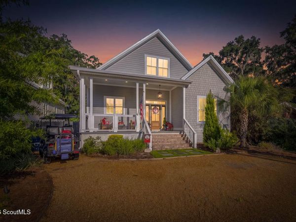 311 Peachtree Street , St. Simons Island, GA 31522