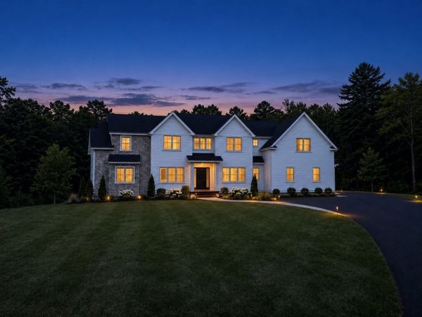 2 Cynthia Circle, Wenham, MA 01984