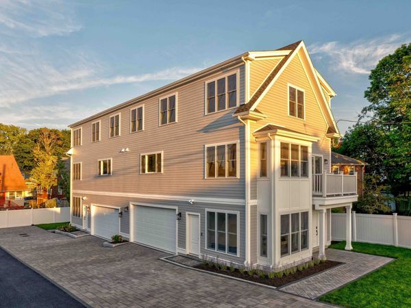 5-7 Vassall St, Quincy, MA 02170