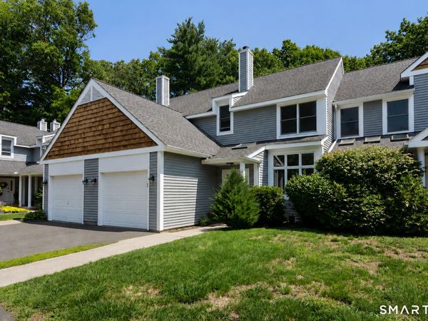 27 Riverwalk, Unit 27, Simsbury, CT 06089