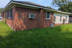 1235 Hamlin Road photo 4