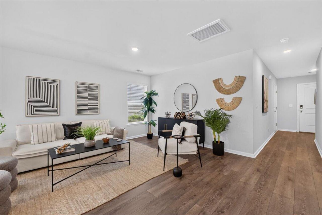 111 Cozy Nest Way Photo 6