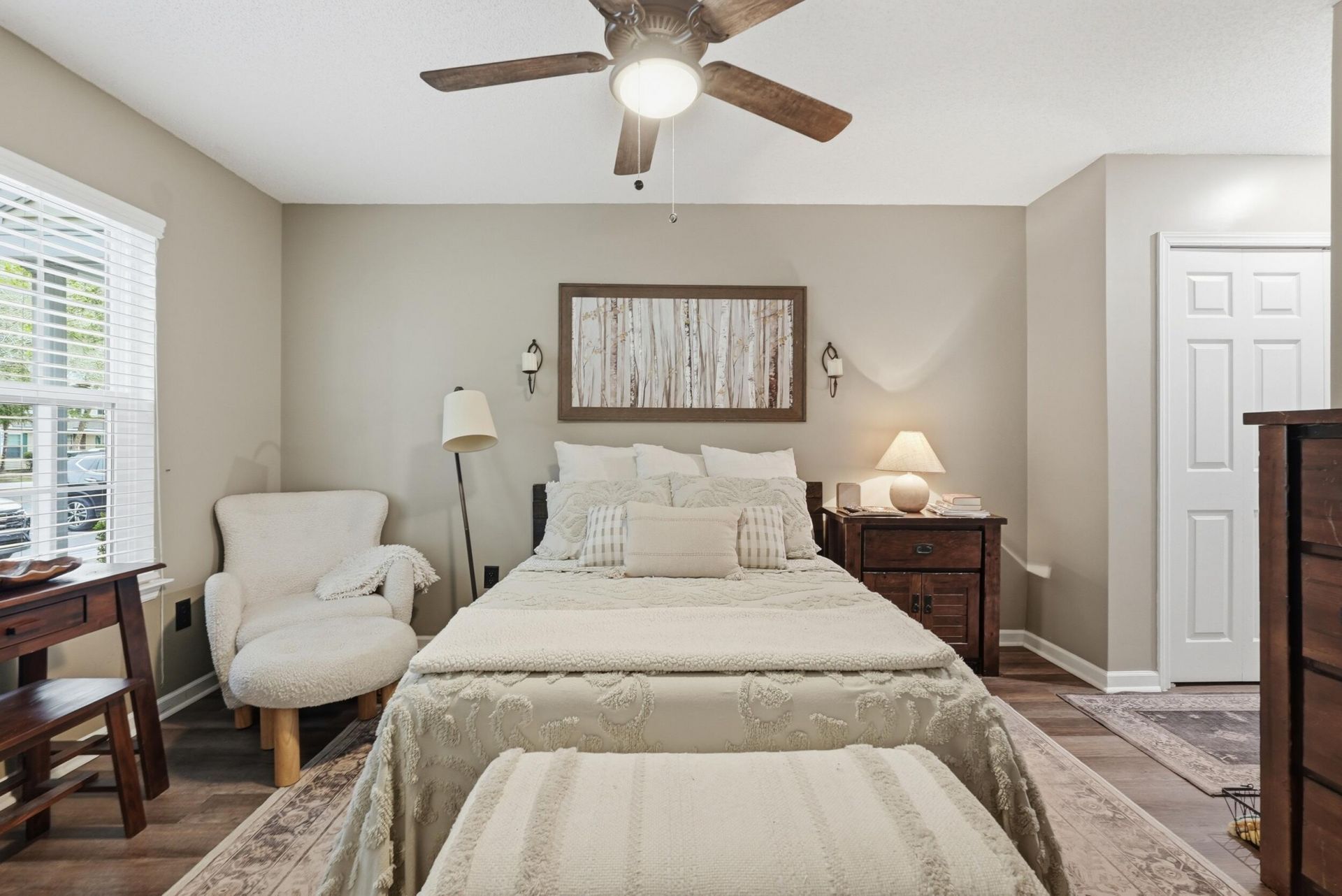 8089 Shadow Oak Drive Photo 19
