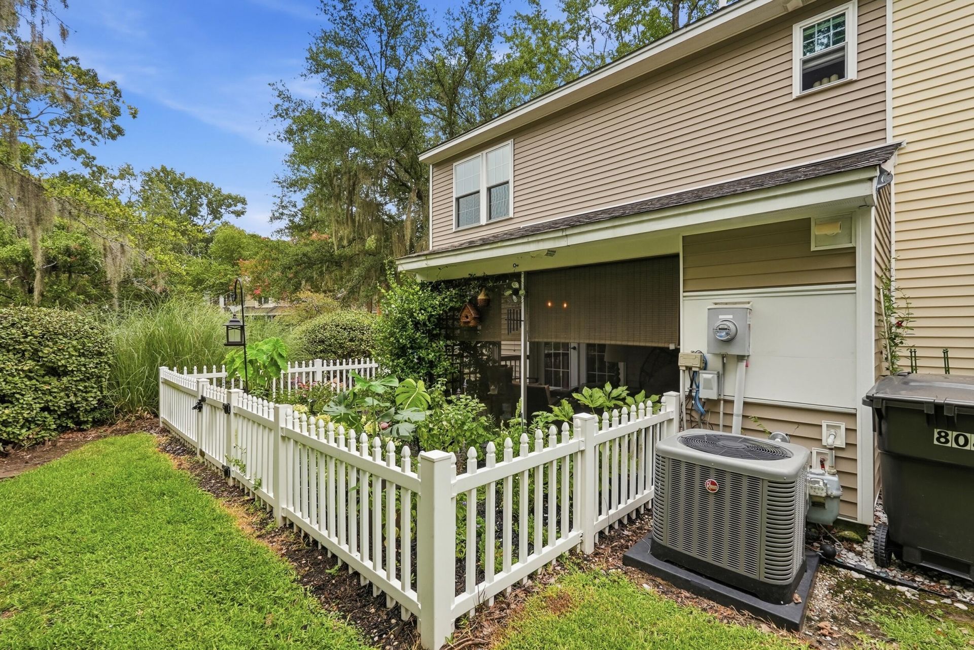 8089 Shadow Oak Drive Photo 40